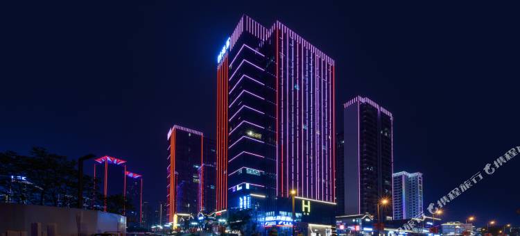 喆•菲酒店(泸州金融中心万象汇店)图片