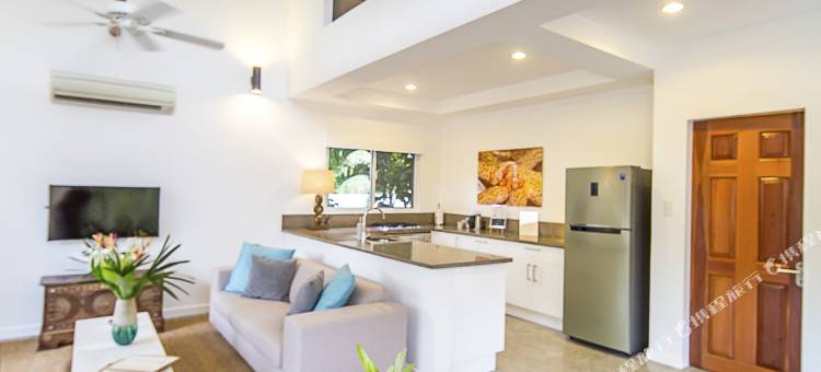 萨拉亚海滩旅馆(Salaya Beach Houses)图片