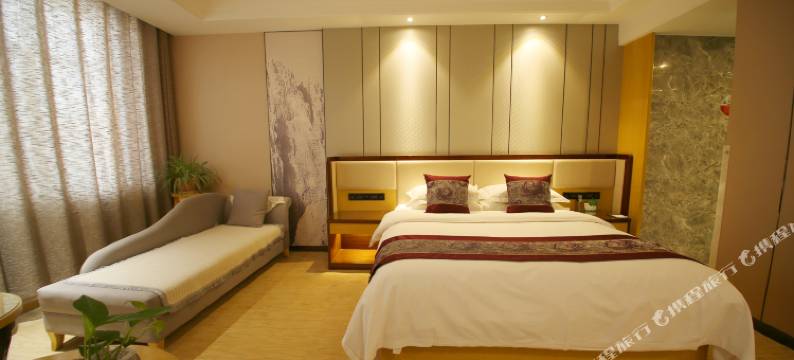 库车国际酒店(火车站东湖公园店)图片