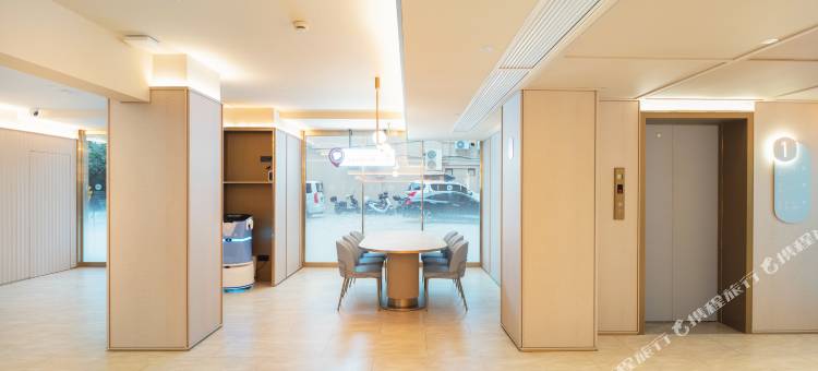 汉庭酒店(上海交大宜山路地铁站店)图片