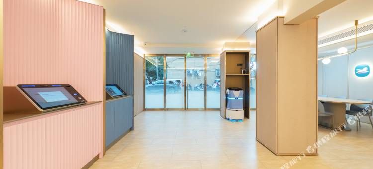 汉庭酒店(上海交大宜山路地铁站店)图片