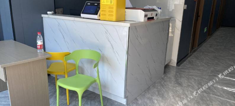柒家宜公寓酒店(第十人民医院店)图片