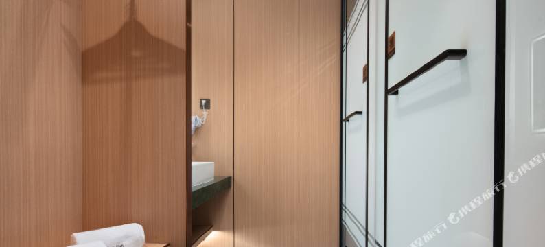 海口美兰国际机场微澜间酒店(鸿洲江山店)图片