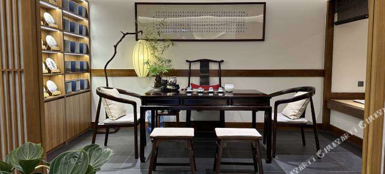 陌上轻居酒店(新乡河师大平原湖校区店)图片