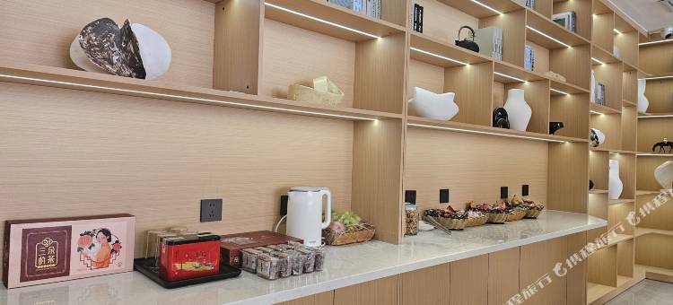 奇遇·银川之悦酒店(银川南门广场新华鼓楼步行街店)图片