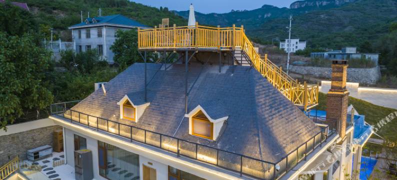 向云端南山小院图片