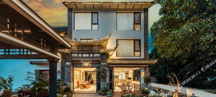 雲海名筑·岚山听风The丨Sea云漫松涧艺宿(古城南门店)图片