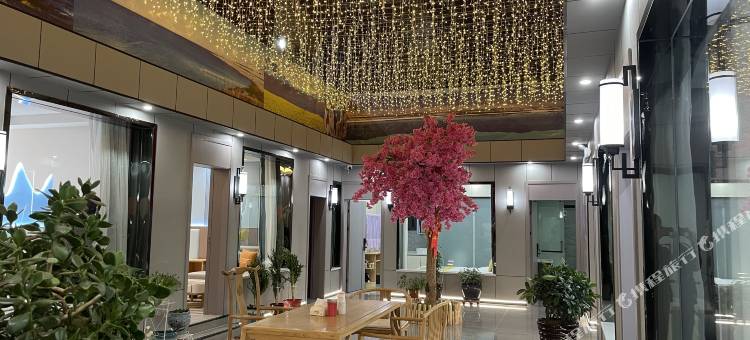 梦境民宿(茶卡店)图片