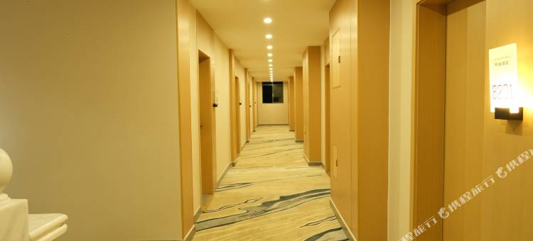 红原郦潘酒店图片