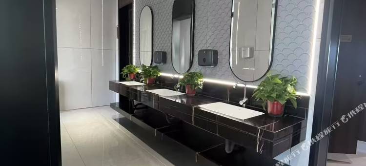 恒存园林酒店图片