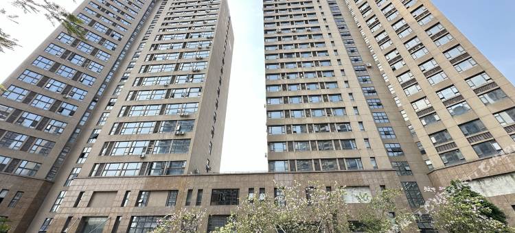 雅思阁·YourLove公寓(阳江共青湖公园金山路店)图片