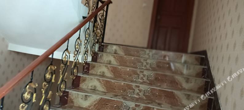 理县热水塘酒楼(古尔沟温泉景区店)图片