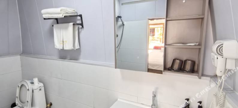 老家印象地坑院民宿图片