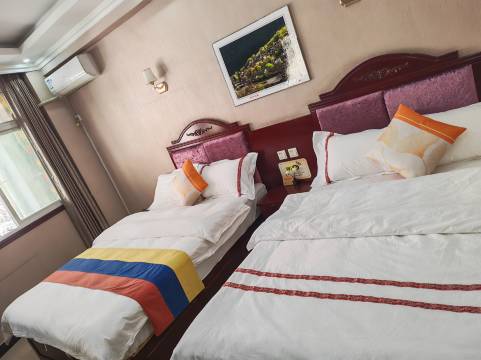 丹巴嘉莫商务酒店