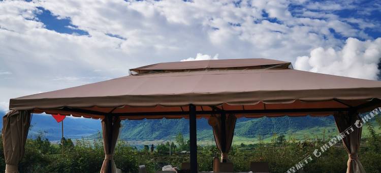 冶勒湖圣湖秘境客栈图片