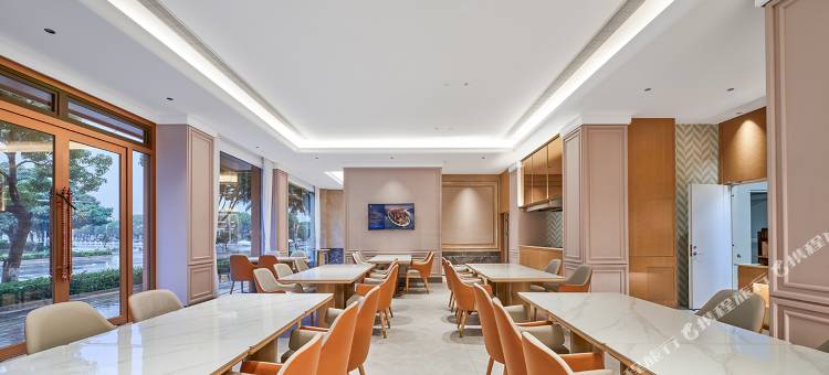 维也纳酒店(大理国际会展中心高铁站店)图片