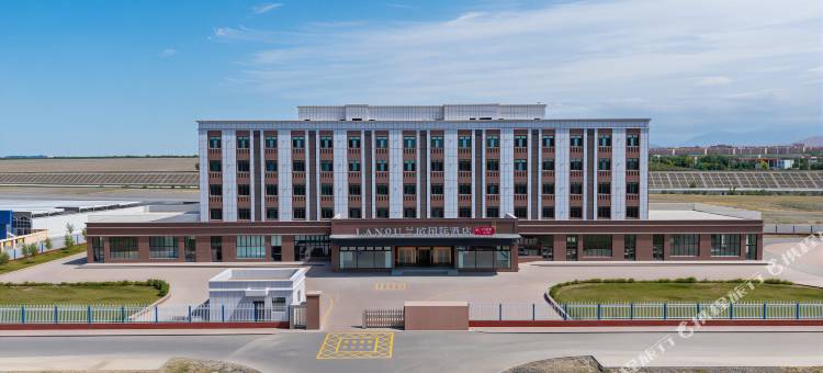 兰欧国际酒店(塔城地区乌苏站九莲泉公园店)图片
