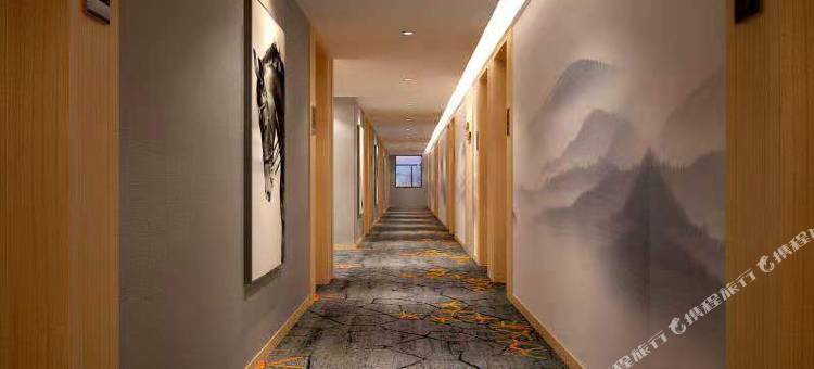 骏怡连锁酒店(武汉江汉路循礼门地铁站店)图片