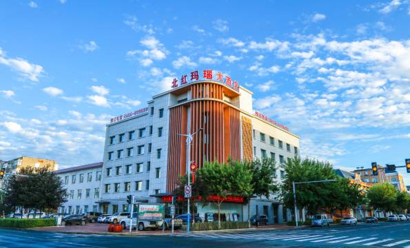 逊克北红玛瑙大酒店(江畔广场店)
