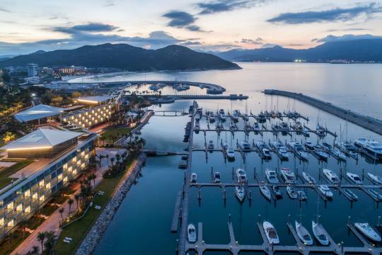 深圳浪騎瞻雲度假酒店