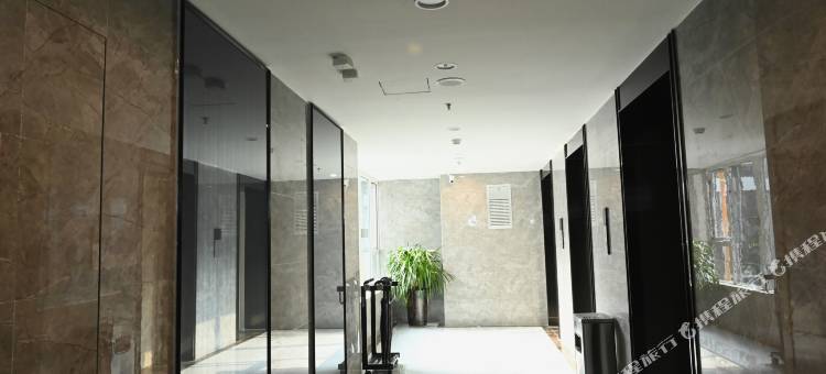 东谷云智酒店(成都东站绿地468店)图片
