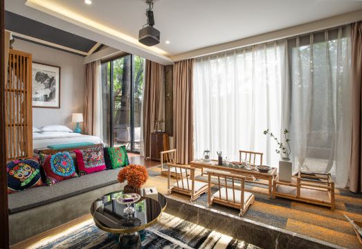 Yishu Hotel Hotel Overview