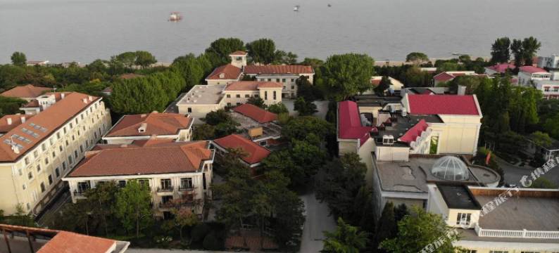 澜森假日酒店(北戴河老虎石海上公园店)图片