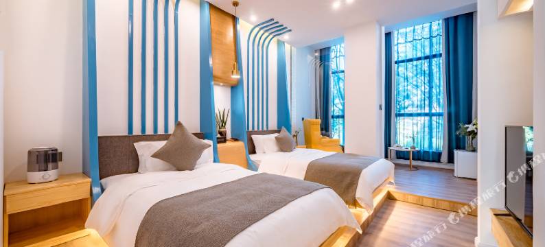 理想三旬民宿(大理古城南门店)图片