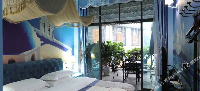 维家斯文化酒店(西南交大花照壁地铁站店)图片