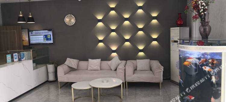 7天优品酒店(青岛金沙滩香江路地铁站店)图片