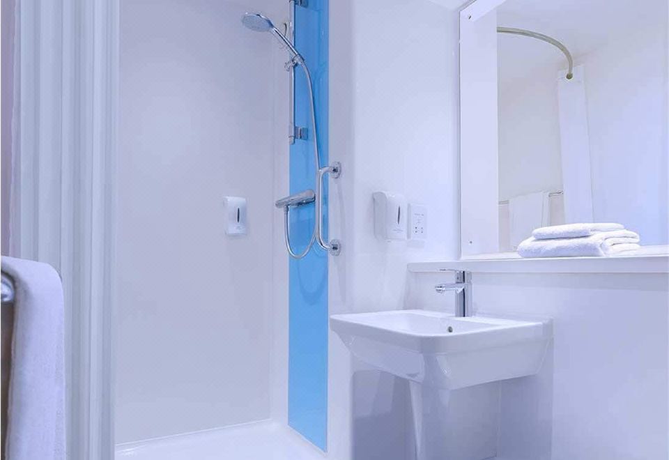 Travelodge Llandudno Hotel Overview