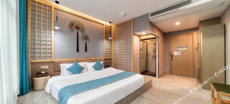 回禾梦巢酒店(龙游城北开发区店)图片