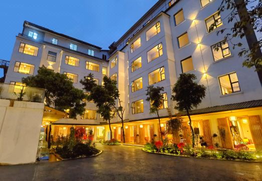 风隐天骄酒店（成都金牛万达梁家巷地铁站店）外景图