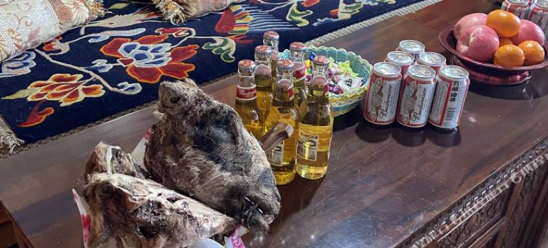 尼玛琼宗湖景驿站图片