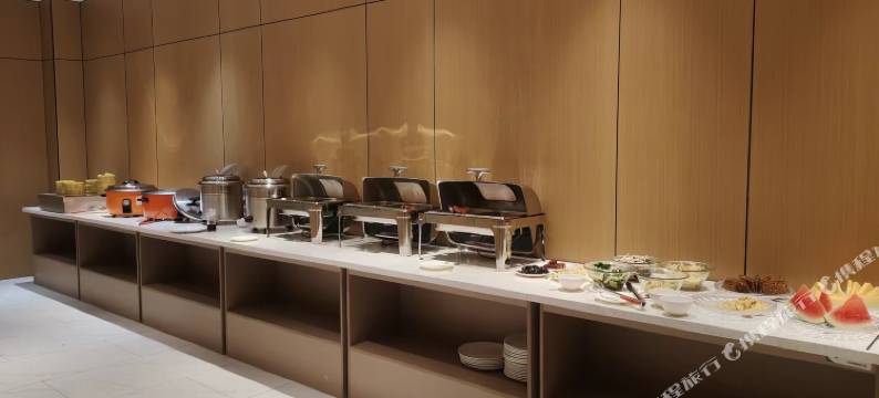 光彩四季酒店(文化路老师范店)图片