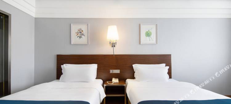 世纪花园假日酒店(广元高铁站东坝市政府店)图片