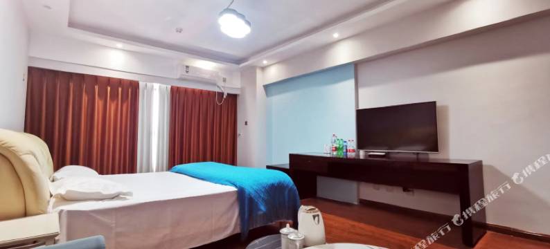 洛阳樱桃假日酒店(王城公园地铁站店)图片