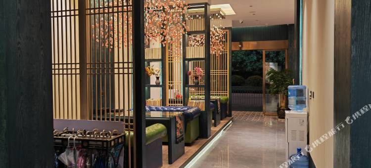 怡来精品酒店(宣威火车站店)图片