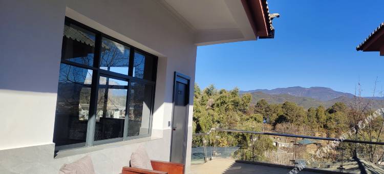 宁蒗良栖亭园图片