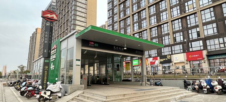 白月光LOFT影院公寓(南昌西站店)图片
