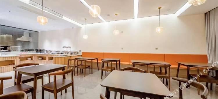 金辉酒店(南昌西站国际体育中心店)图片