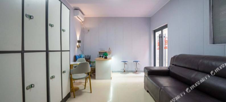 城际民宿(开封府火车站店)图片