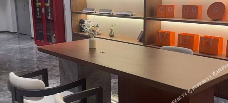 兰欧国际酒店(韶山景区高铁站店)图片