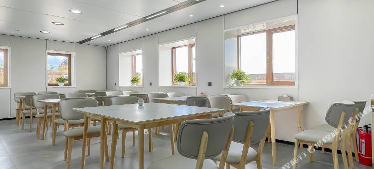 根河右岸酒店图片