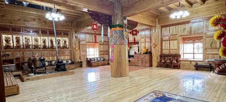 康雅民宿(香格里拉普达措国家森林公园店)图片