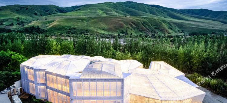 乌孙夏勒·艺宿|PeakView山景野奢度假民宿(那拉提景区店)图片