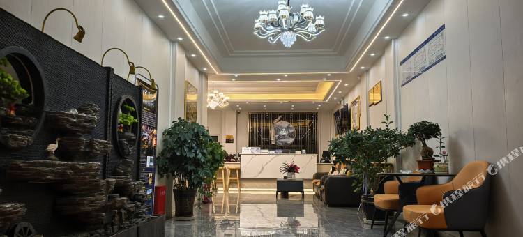 贡觉瑞都大酒店图片