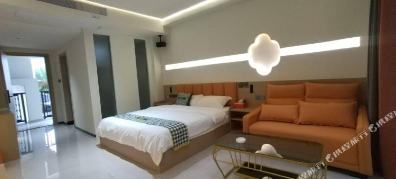 米娅雨林美宿酒店(告庄西双景星光夜市店)图片