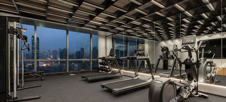 武汉汉正街江汉路步行街高空江景亚朵S酒店图片