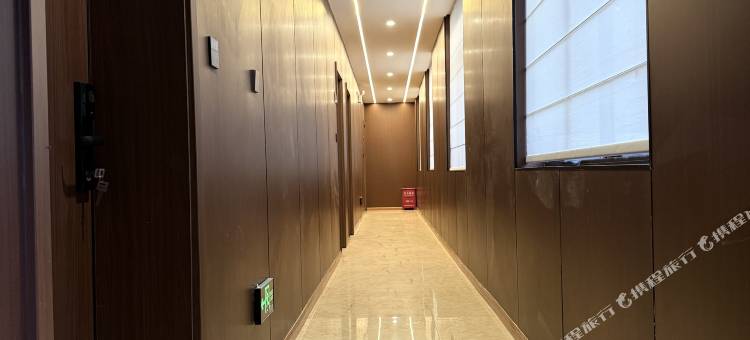 山野云间酒店图片